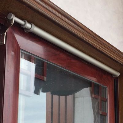 Fechador de portas de madeira de fechamento suave com acabamento de impressão de prata e sistema hidráulico
