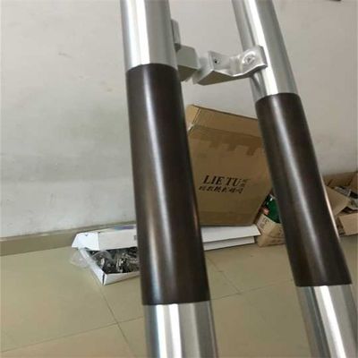 Moderno Design Portão de vidro temperado puxar alça com aço inoxidável e acabamento de lixação