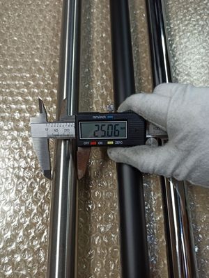 Kit de porta deslizante estilo aberto deslizante com aço inoxidável 304 25 * 2.0mm barra redonda sólida