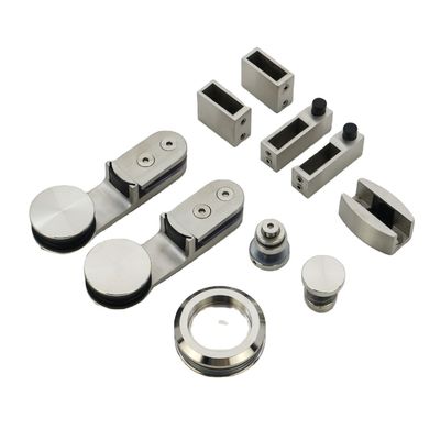 Ferramentas de porta de chuveiro de vidro sem quadro de aço em design minimalista com espessura de 10 mm