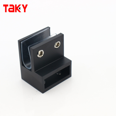 Conector de hardware para tela de chuveiro de banheiro com montagem em parede em formato de F