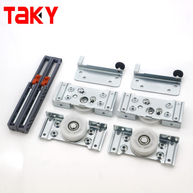 Ferro e Nylon Rodas de Rodas para Portas Deslizantes 8.5cm*11cm