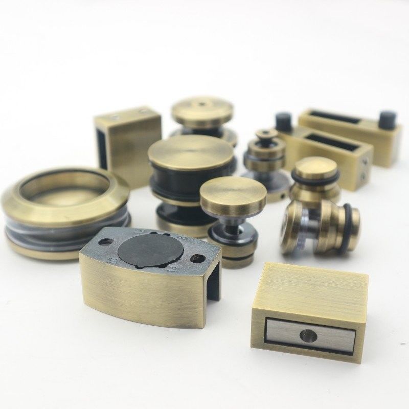 Sistema de portas deslizantes SS304 sem quadro com rolos de ouro polaco e estilo de design sem quadro