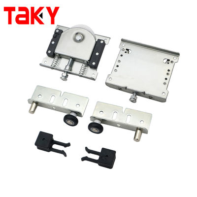 Bom preço Acessórios de rolos de plástico suave para guarda-roupa de design moderno porta deslizante em hotel on-line