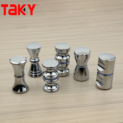 Bom preço Ferramentas de banheiro modernas de latão puxar porta de vidro de alça e botão com design personalizado on-line